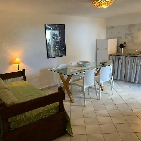 Lejlighed Le Residenze Di Baja Sardinia *