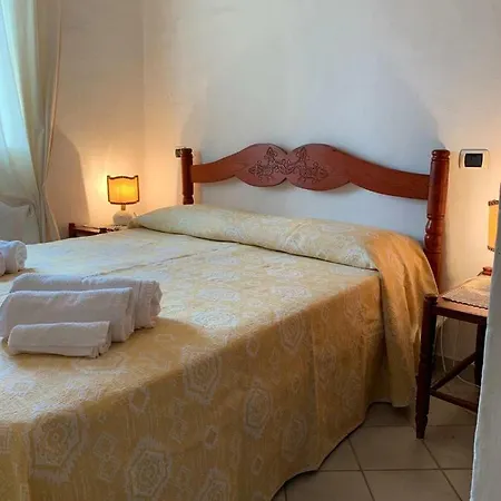 Lejlighed Le Residenze Di Baja Sardinia *